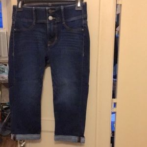 Apt. 9 Capri Jeans size 2 petite Pull on elastic waist